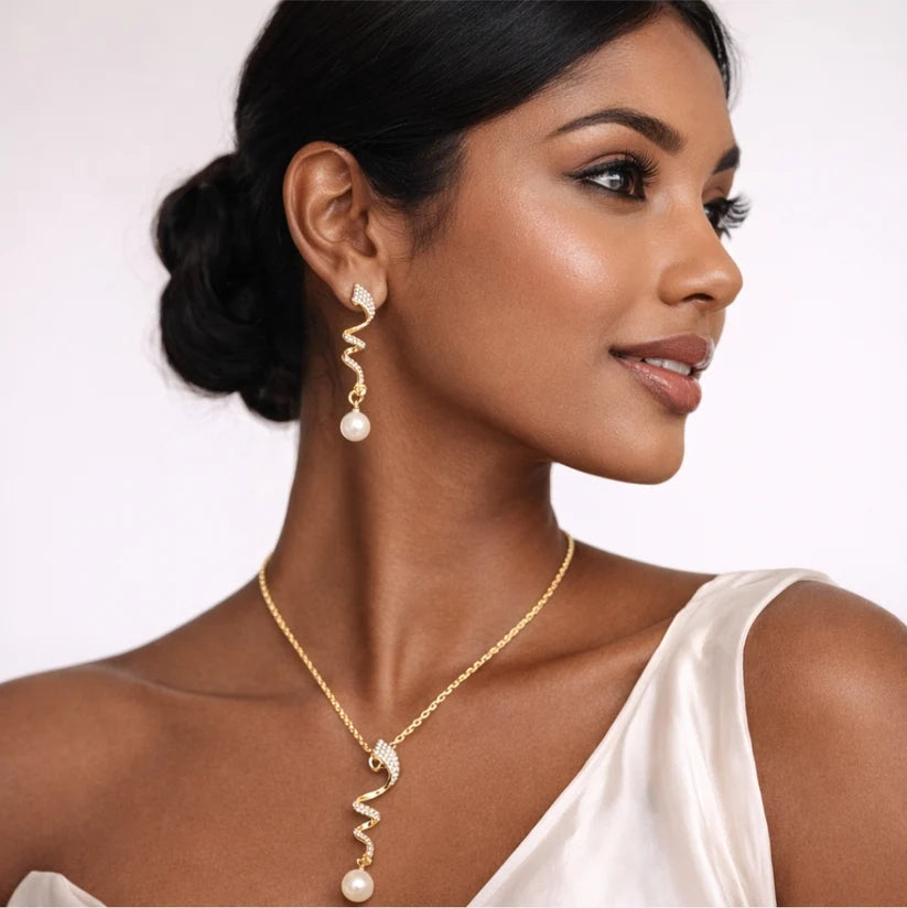 Classic Imitation Pearl Gold Jewellery Set — Elegant Party Wear 
