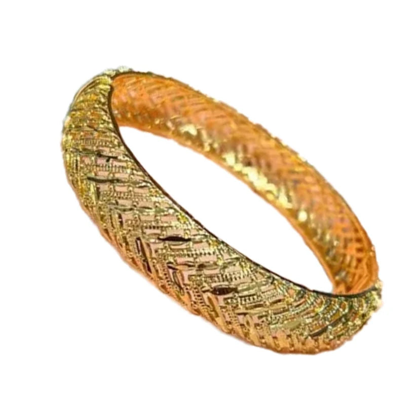 Stunning Gold Plated Bangle 