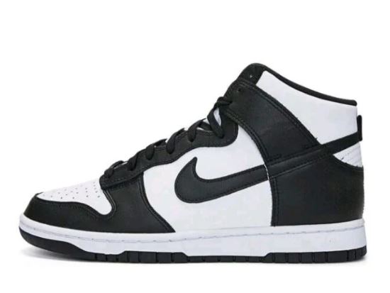 Nike Dunk Hi Retro Sneakers 
