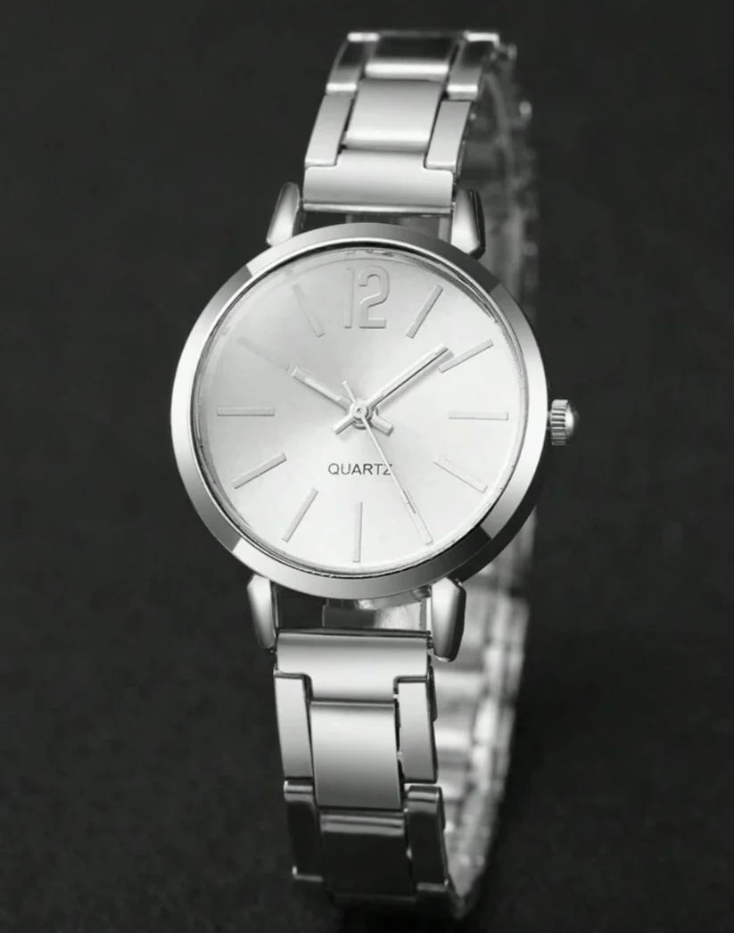 Minimalist Small Dial Quartz Wristwatch and Bracelet 